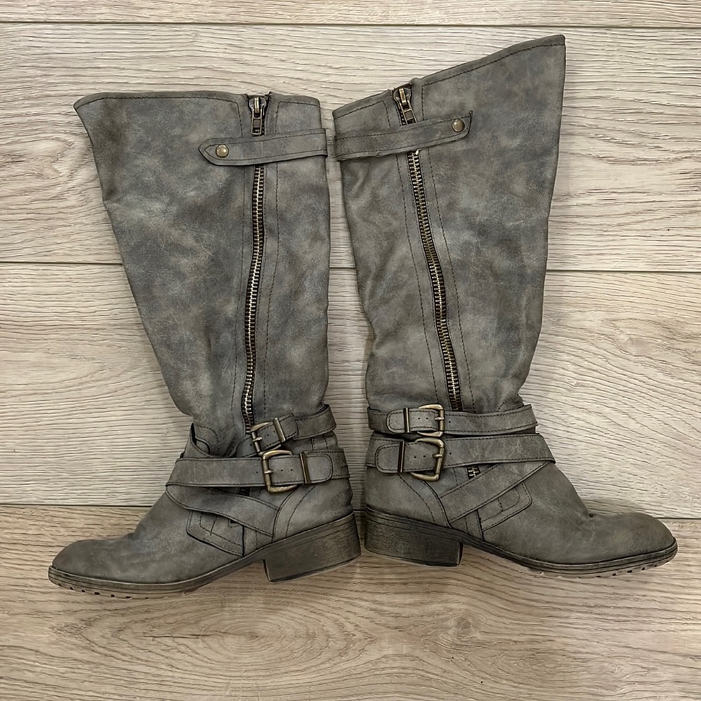 Knee high fashion boots